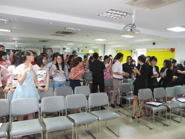 LG-VINA chúng ta là một gia đình (ngày 21-11-2012)